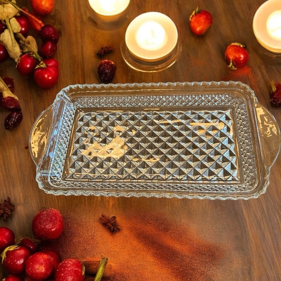 Vintage Anchor Hocking “Wexford” cranberry sauce tray. Mint condition - Picture 2 of 4